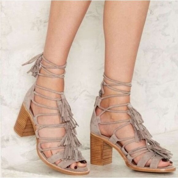Jeffrey Campbell Linares Suede Lace Up Tassel Sandal‎ Heels 9 - Picture 1 of 10